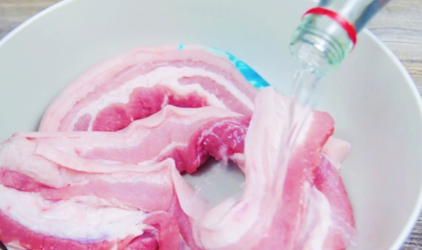 腌的腊肉不香,腊肉只用盐腌可以吗