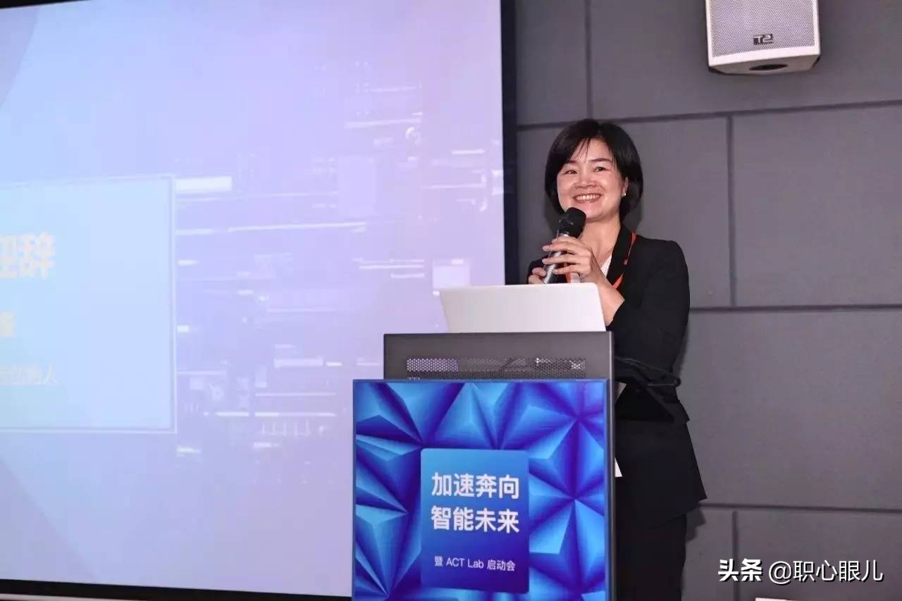 靠卖小零件，从苹果公司赚取百亿利润，护士吴春媛凭啥这么6？