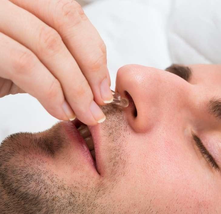 鼻毛为什么经常窜出来,鼻毛老是长出来是好还是坏