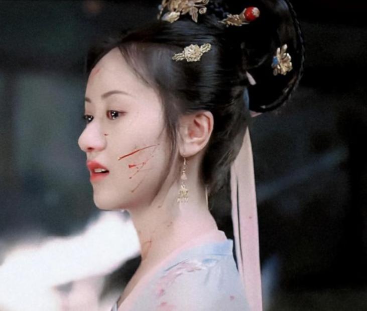 哪几个女明星的鼻子不好看,鼻子不好看的十大女星