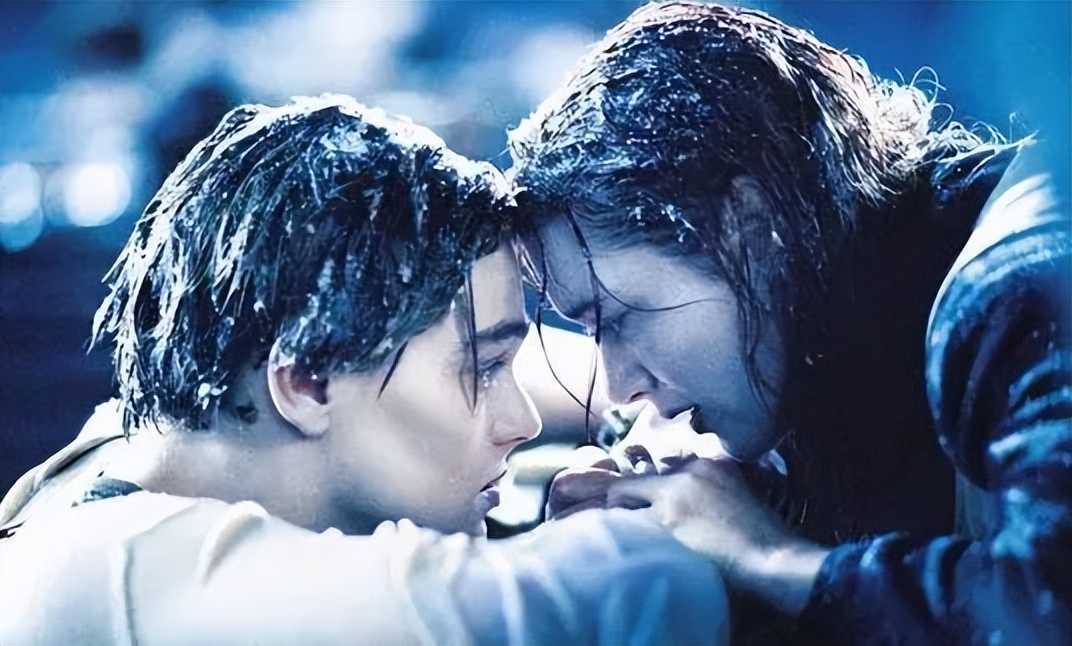 全体起立！终于等来这年度头号压轴大片