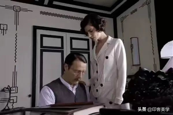 经典的塑料爱情句子图片,经典的爱情故事