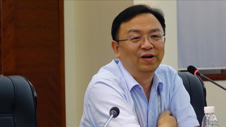 王传福父母双亡,王传福15岁成孤儿