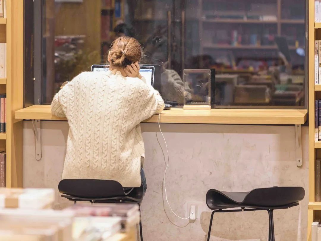 高考成绩不理想还有必要留学吗,高考200分出国留学是什么样的体验