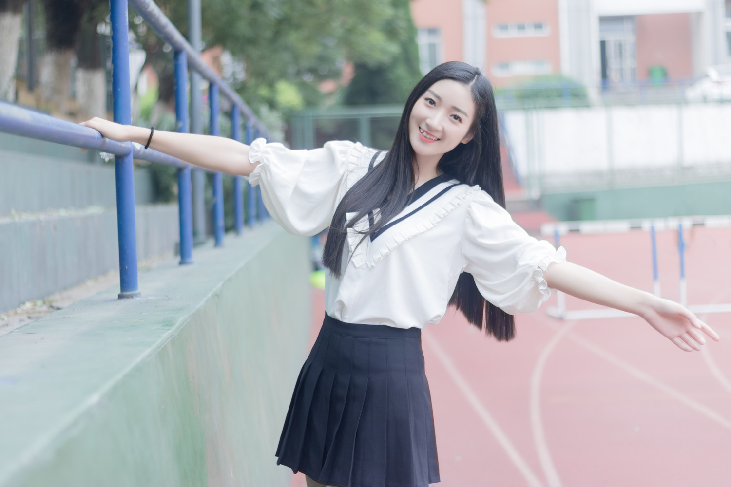 有关夏天诗词名句,诗词中夏天别称