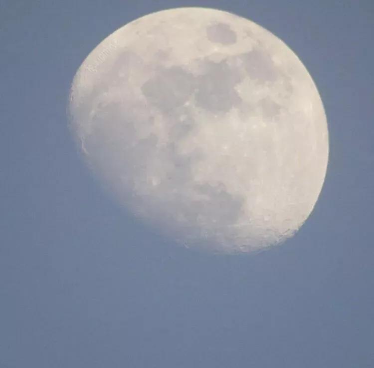 文案简短深意正能量,文案简短有深意伤感