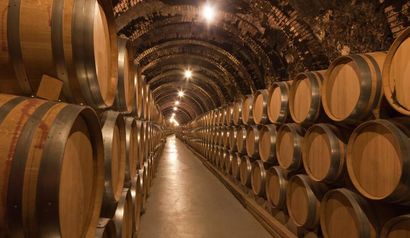 起泡甜白葡萄酒和白葡萄酒的区别,起泡葡萄酒和白葡萄酒哪个好喝