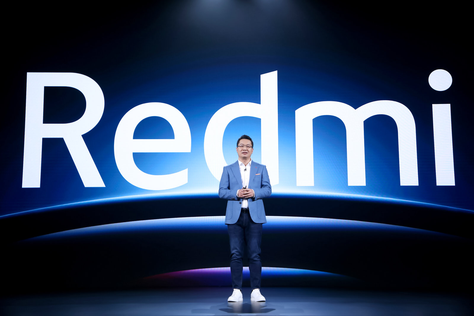 小米即将量产200w快充手机,小米红米手机1199