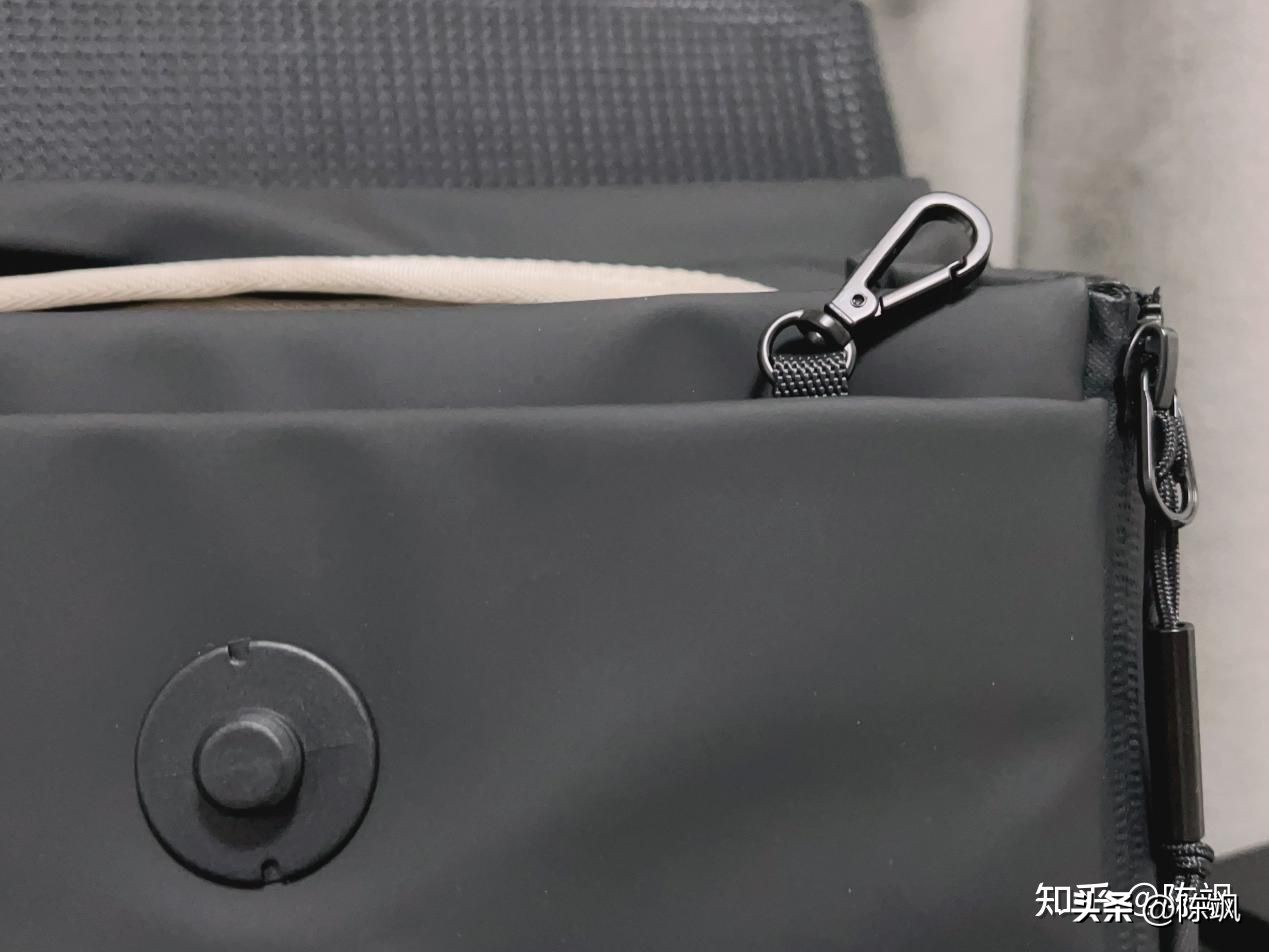 地平线8号moment系列多少钱,地平线8号moment双肩包老罗