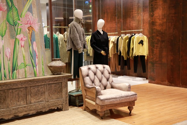 2017开家服装店怎么样赚钱呢,创业服装店选址方法