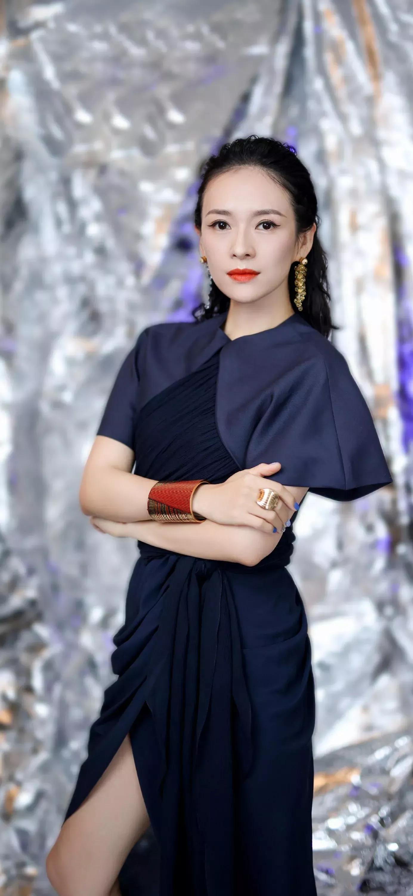 美图欣赏章子怡,章子怡健身美图