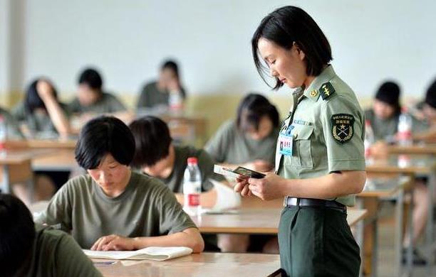 2022*队军**文职公开招聘，工作稳定待遇佳，部分岗位专科生也有机会