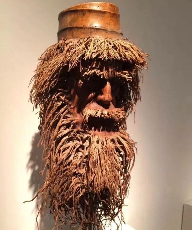 逆天竹根雕变废为宝,竹根雕金蟾这才是真正的变废为宝