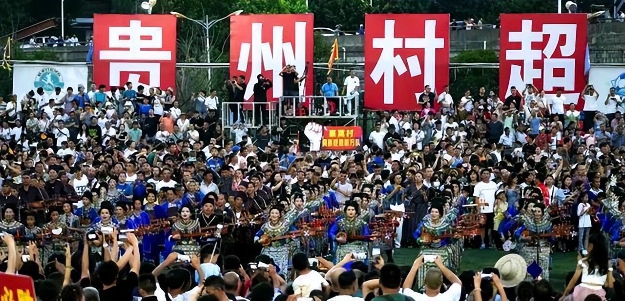 香港足球队黄日华踢人是真的吗,陈百祥对黄日华踢球看法