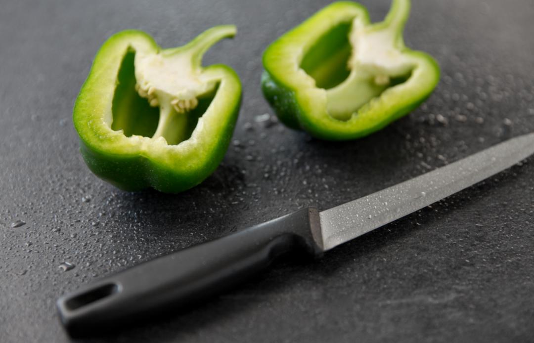 新手买火车票怎么买最便宜,售票小姐姐讲价