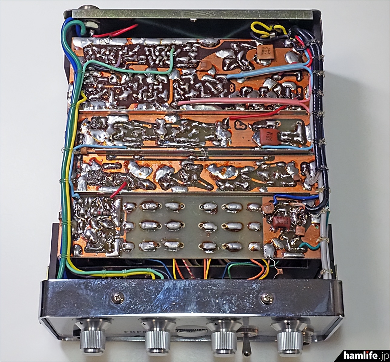 仓库惊现1968年全新业余无线电收发信机，ICOM前身制造