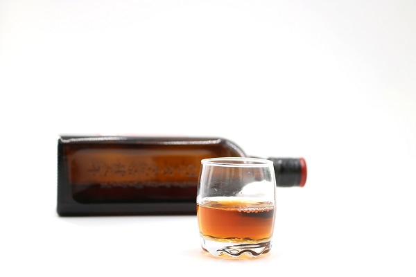 黄酒过保质期了还能喝吗,黄酒的保质期过了能喝吗