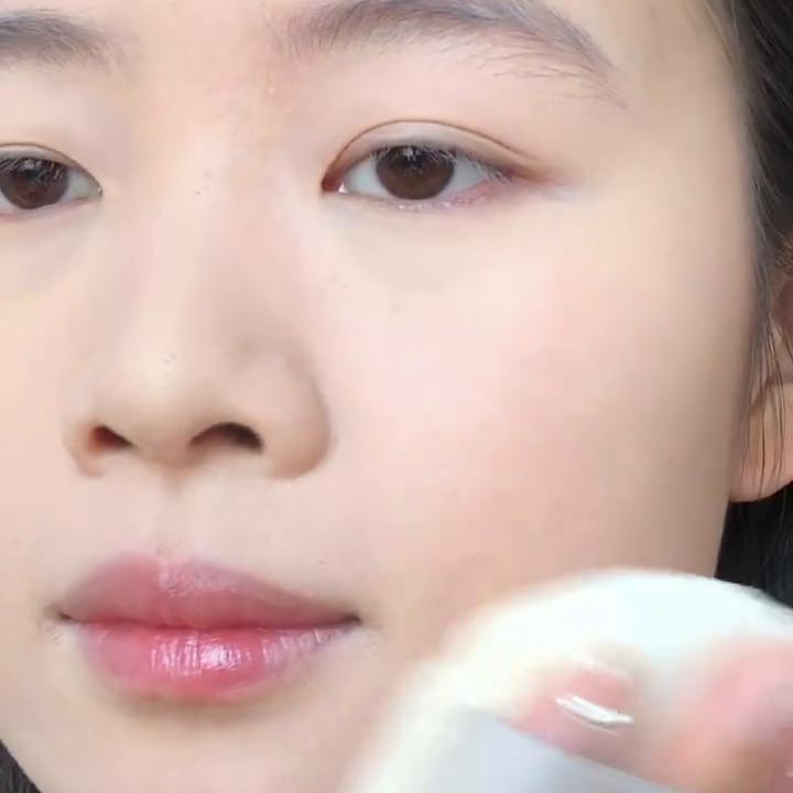 超长待机12个小时，底妆焊在脸上了！（视频转自木十七）