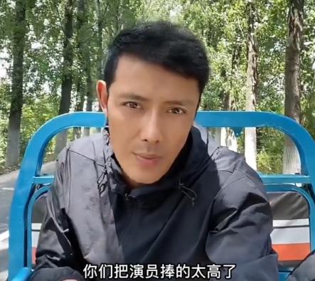 徐海乔入行十几年的角色,徐海乔杀青照片