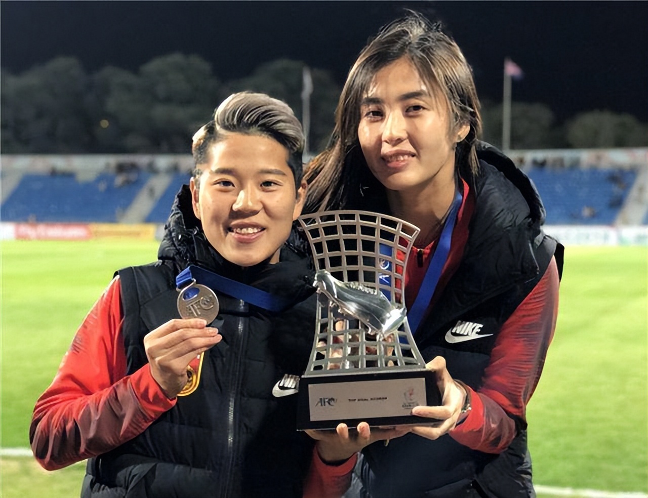 赵丽娜个人资料足球,赵丽娜个人资料