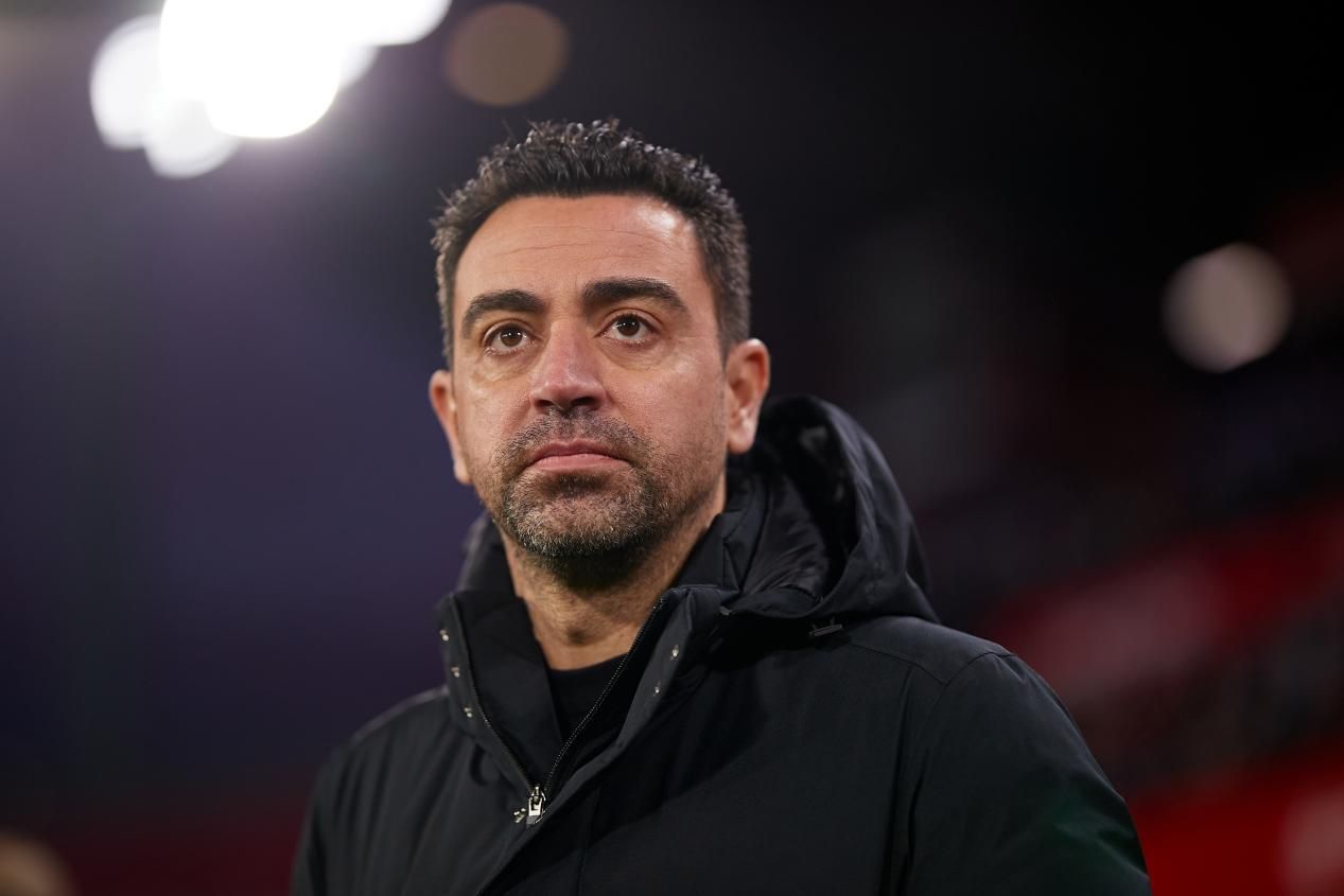 巴萨官宣梅西离队,哈维流泪正式告别巴萨