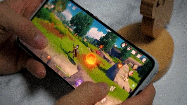 用手机玩游戏真的不爽吗？游戏手机应该这么选