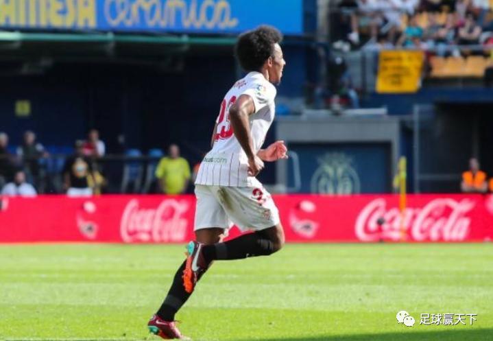 东亚杯国足0-0逼平小日本，韩国棒子坐不住了