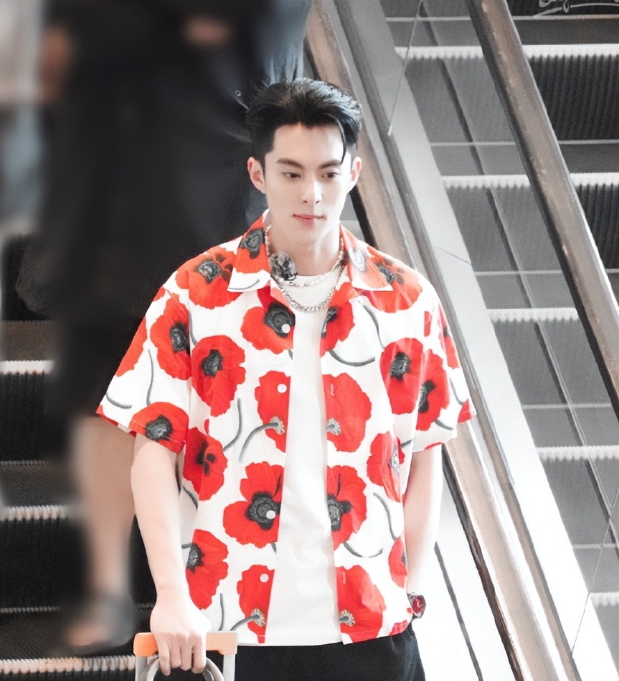 《桃花坞2》路透图已出，奥运冠军加盟，传孟子义、张翰将回归