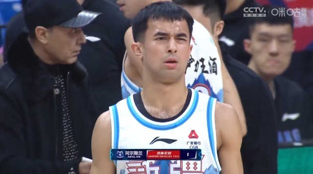 新疆队哪场比赛落后又追回来了,新疆队阿的江最新比赛