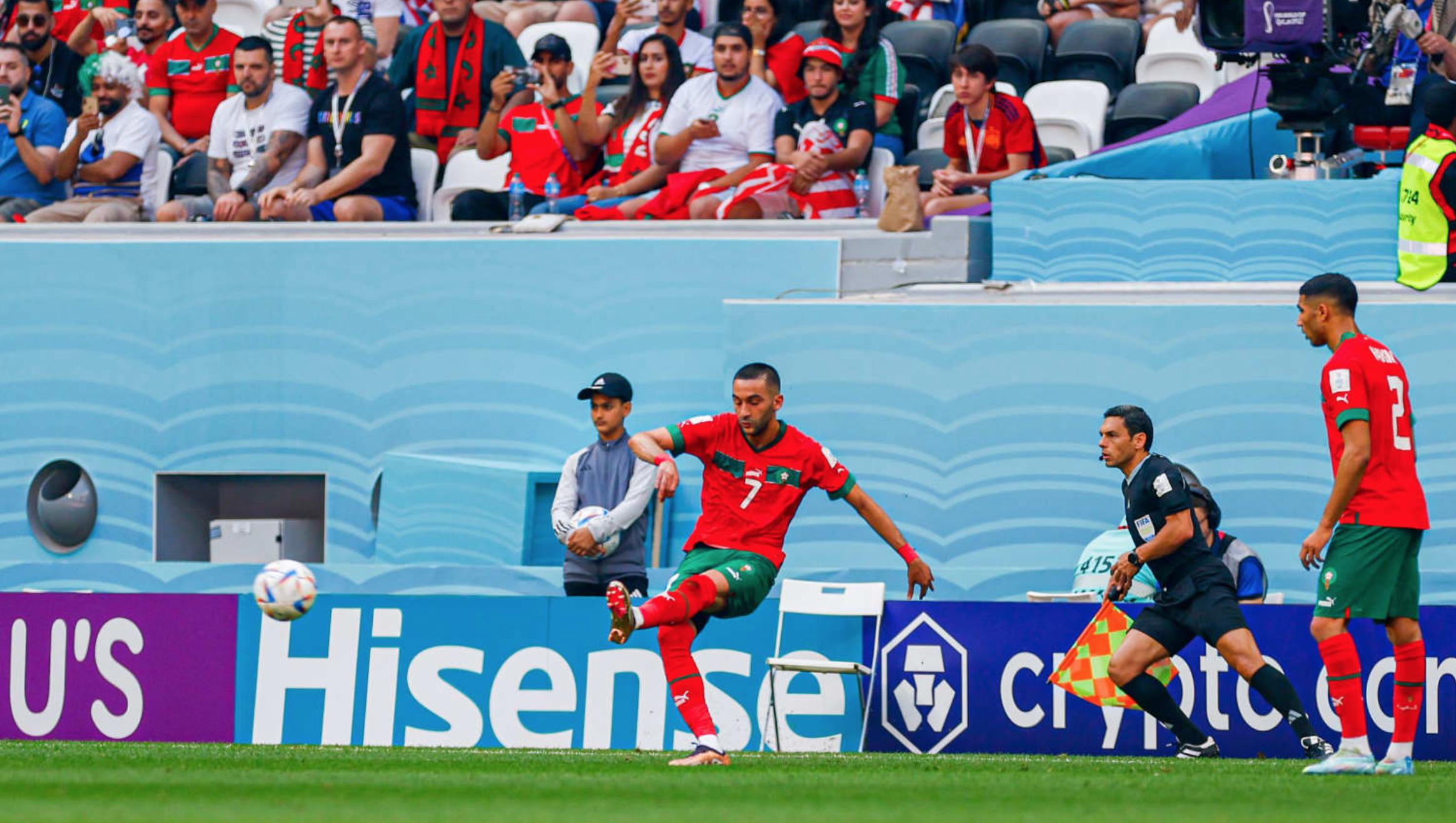 莫德里奇高难度传球击穿对手防线，前国脚感叹：看他踢球是一种享受