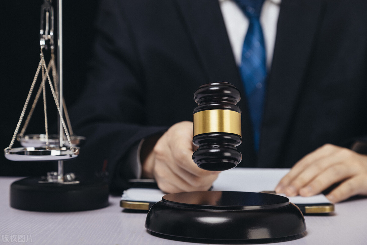 男子两次猥亵12岁女孩,男子称7岁女儿2次遭妻子朋友猥亵