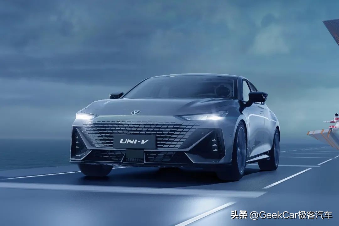 混动决战光明顶，群雄围猎DM-i