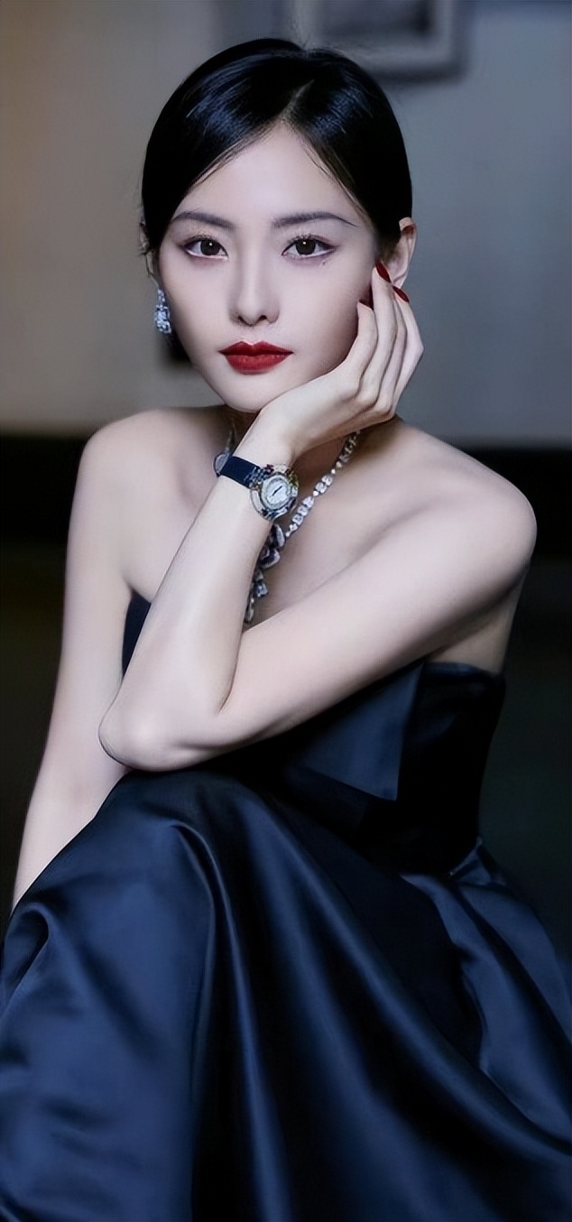 张嘉倪空壳太太,空壳太太