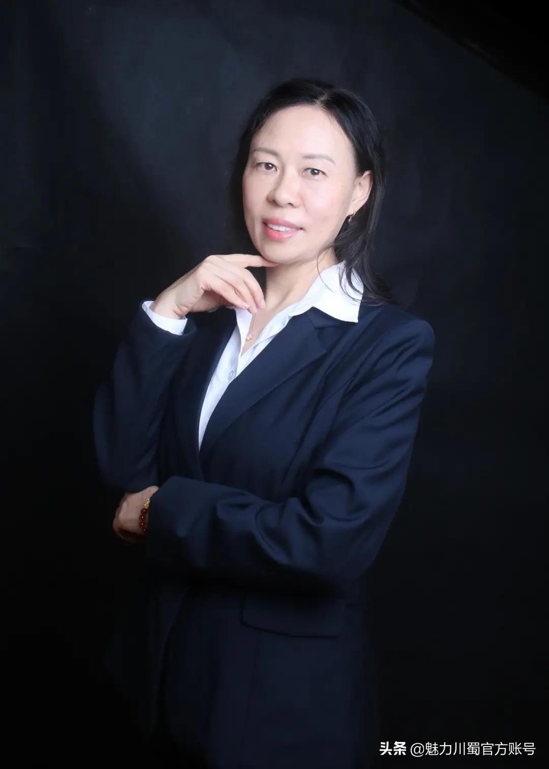 绵阳外国语学校李俊老师,绵阳外国语学校历史老师