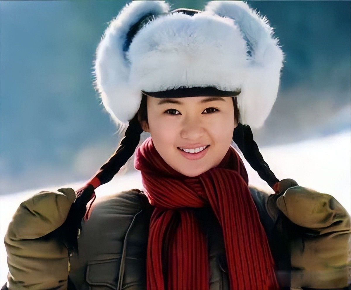 童瑶被张默打后如何翻身,童瑶为什么被张默暴打后续