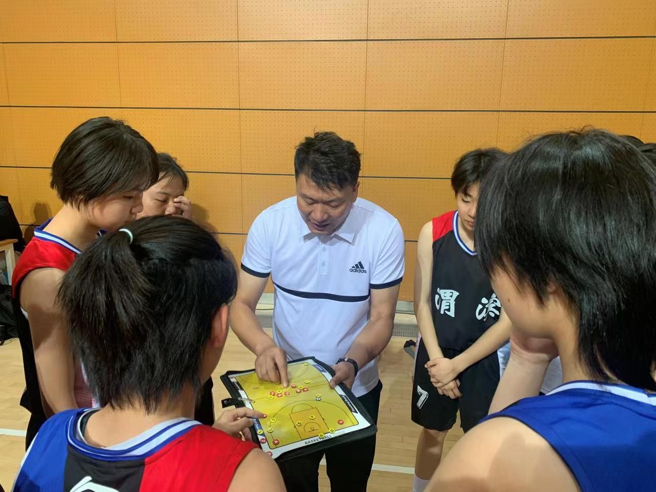 竞技体育交出满意答卷,为梦拼搏视频