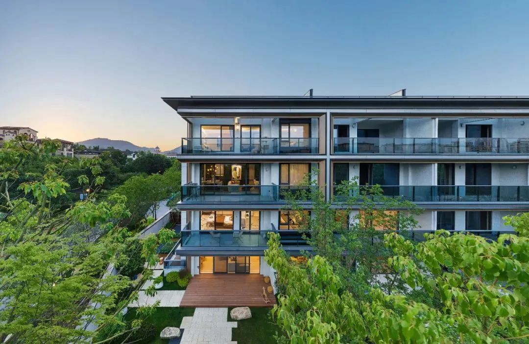 斜切转角楼梯立面施工图,建筑立面效果设计处理手法