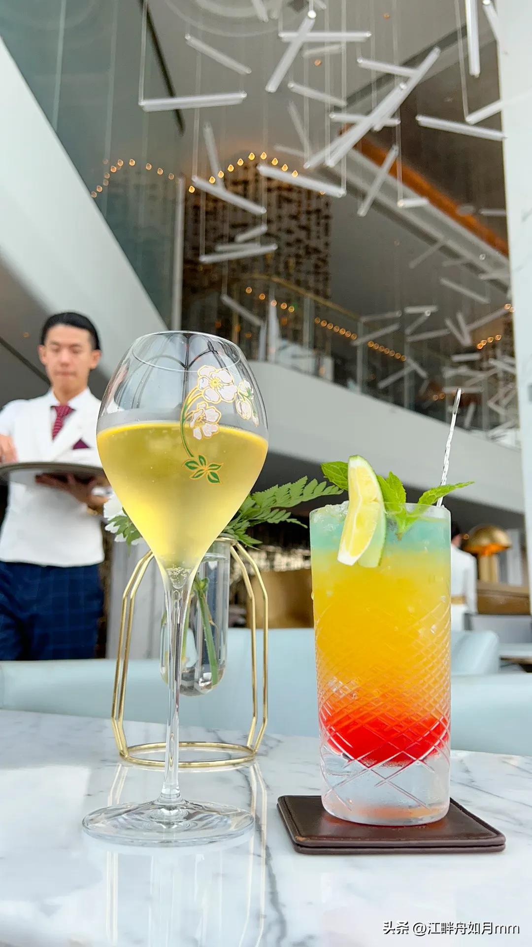 计划没有变化快，我妈突然腰腿疼、头晕不能翻身，29号中午住院了