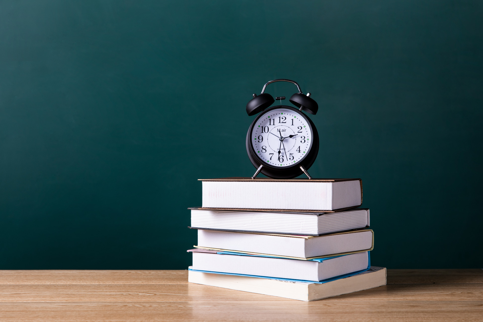 上学压力太大不想上学怎么办,开学恐惧焦虑心情压抑想哭难受