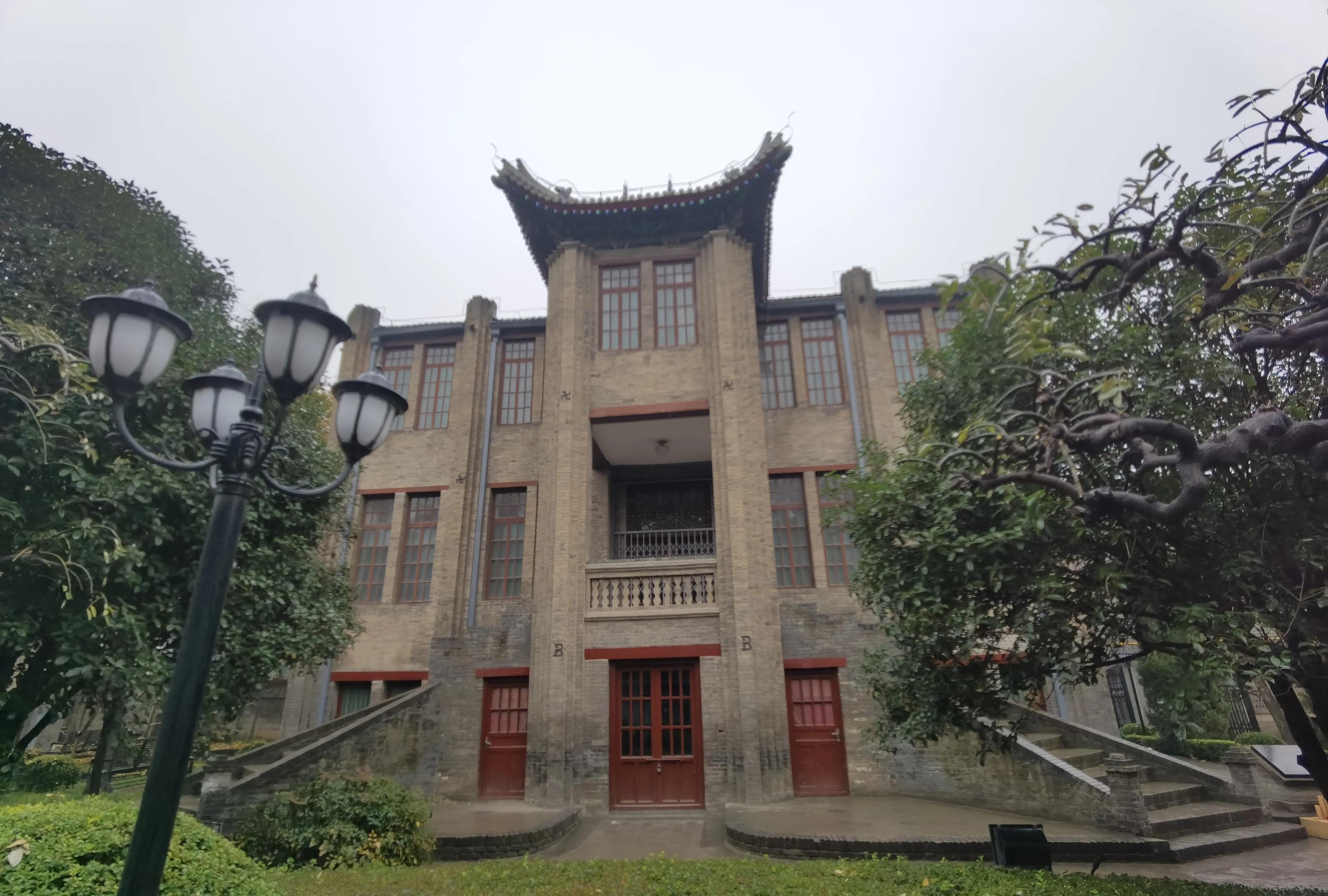 天津有张学良故居吗,西安事变的时候张学良住少帅府吗