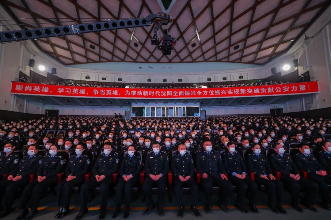 #致敬公安英雄##2023清明祭英烈#致敬·缅怀·奋进丨沈阳市公安局举行2023年清明主题诗文咏诵会