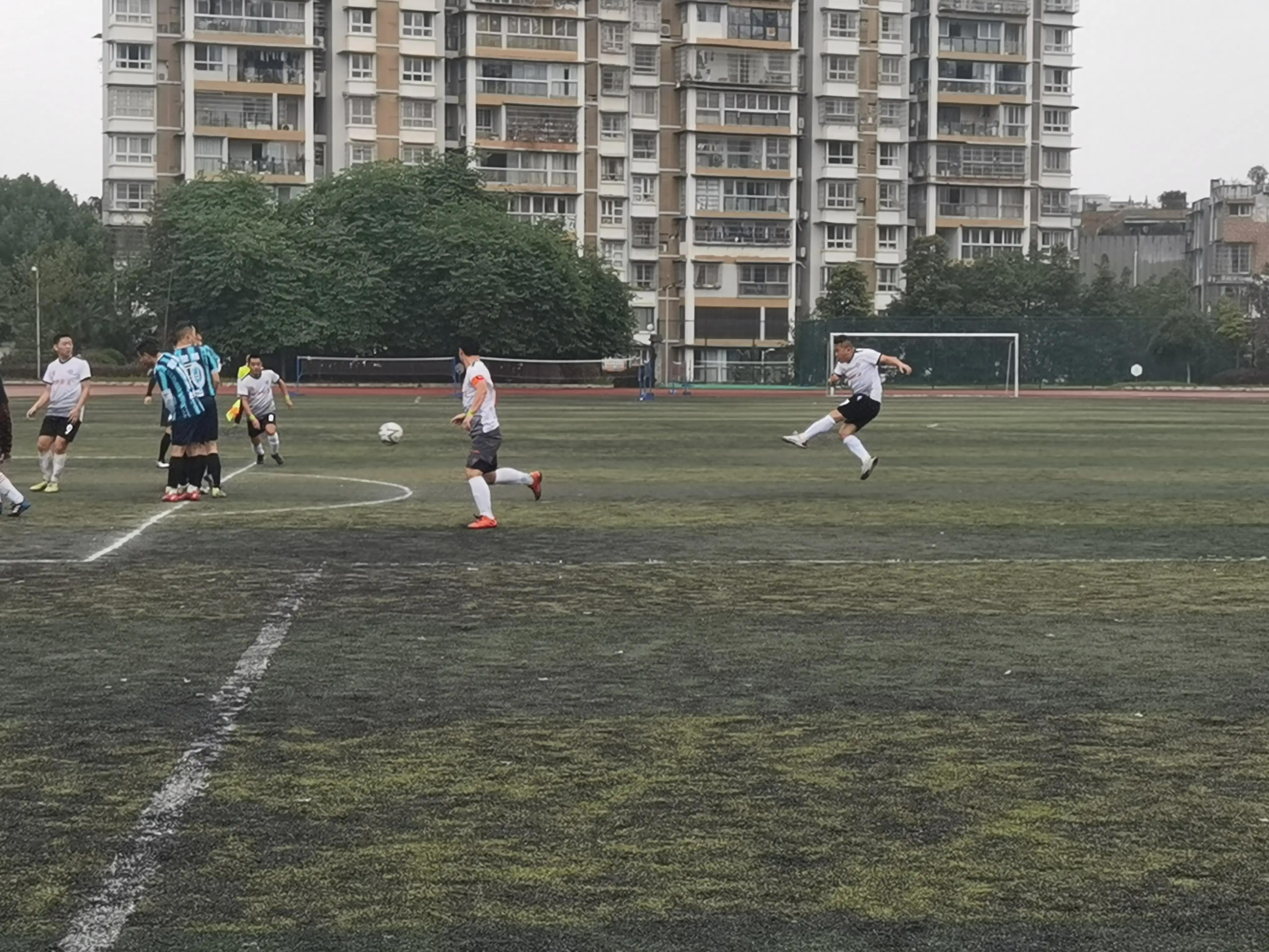 凉山州8人制足球比赛,2018年第七届荣县足球比赛