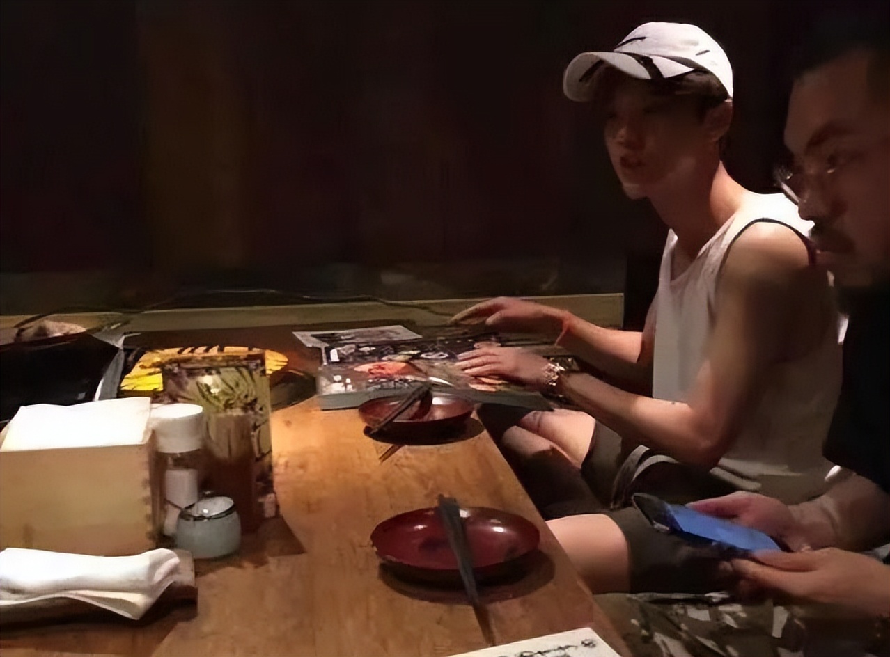 鹿晗背景有多强,鹿晗背景有多强大