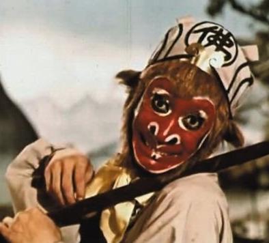 六小龄童哭灵,六小龄童唐僧送行