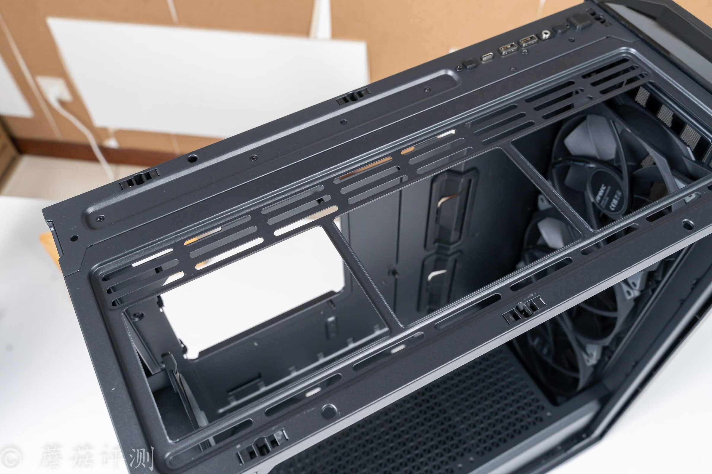 安钛克散热最好的机箱,散热性能好的机箱安钛克700和800