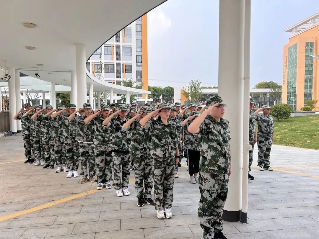 高标准军训,威武霸气的军训