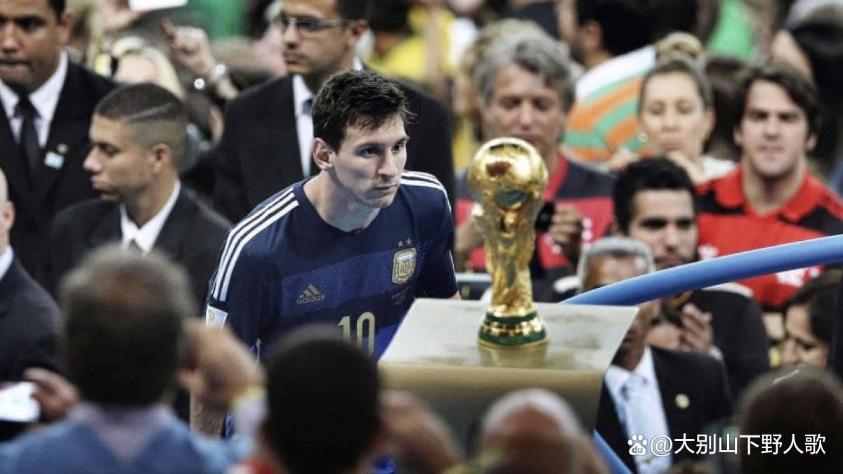 球王梅西征服巴西！在巴西夺美洲杯，与大罗、小罗、内马尔成挚友