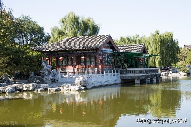 李嬷嬷为什么敢欺负袭人,李嬷嬷两次为难袭人袭人什么反应