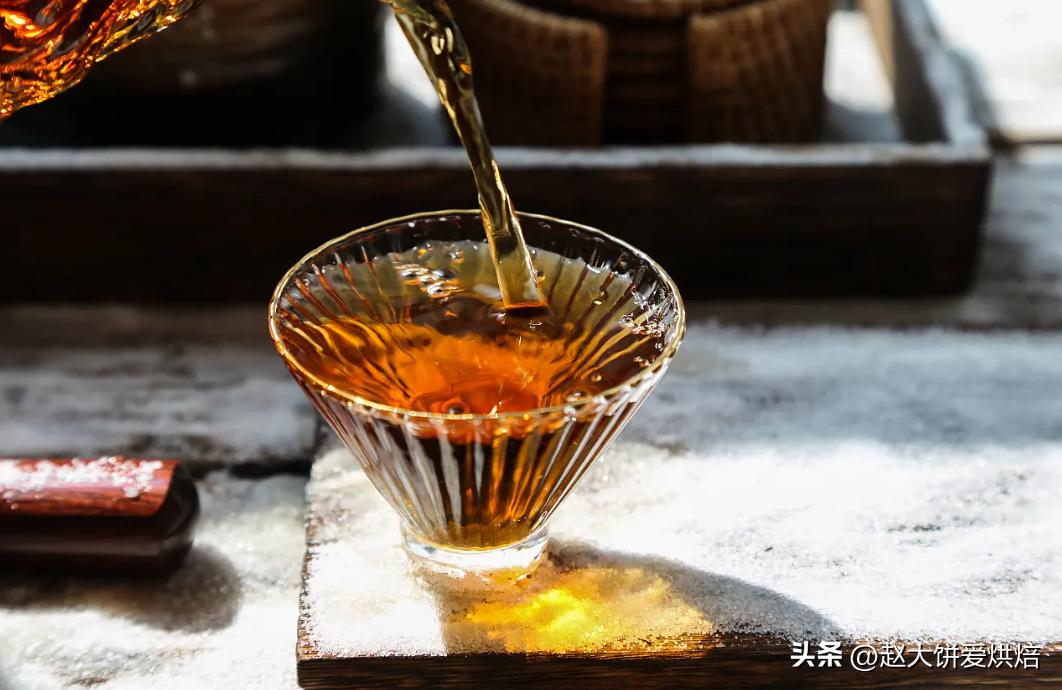 茶圈怪像,茶圈老茶客