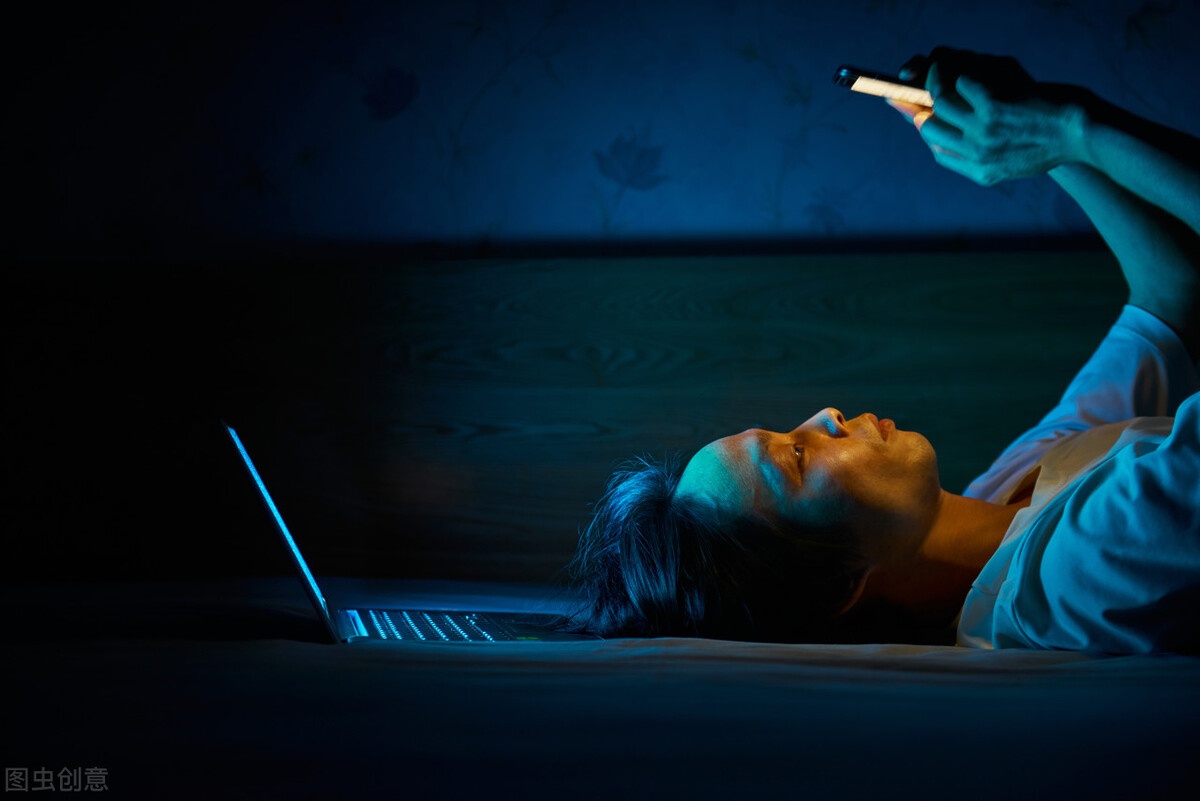 男人脱发该如何面对,男人脱发严重有妙招